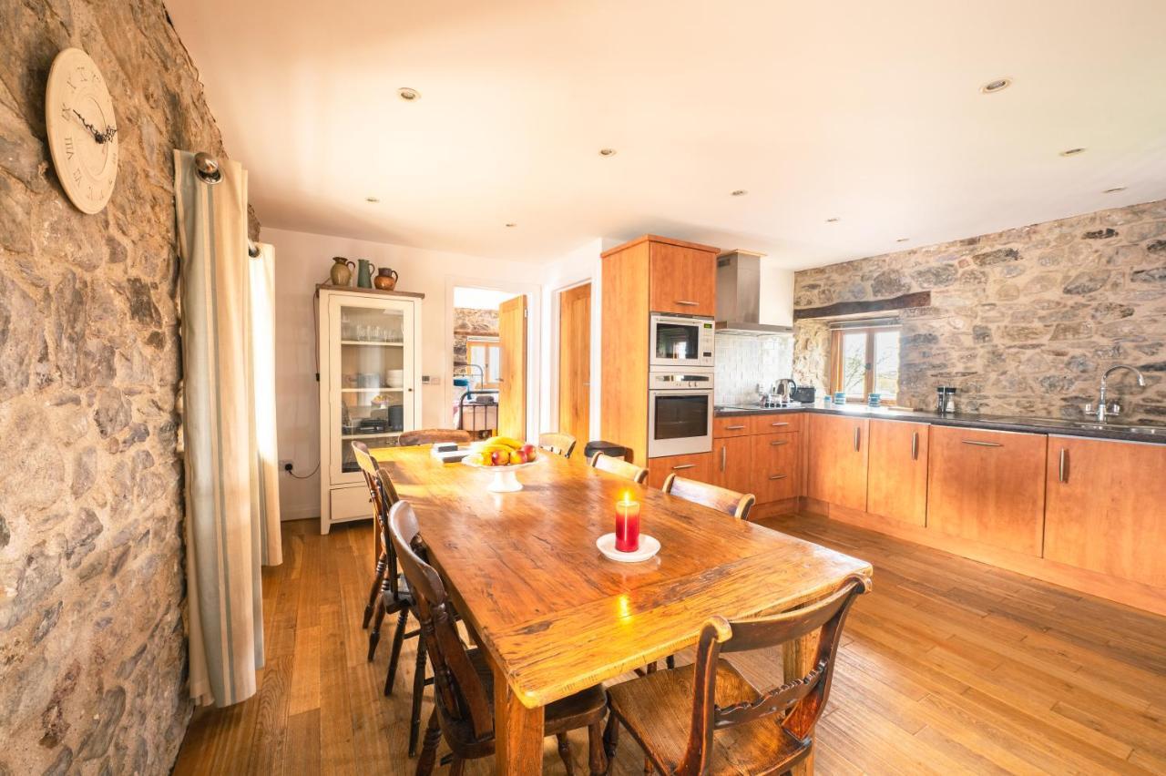 Stunning Converted Granary In Heart Of St Davids Esterno foto